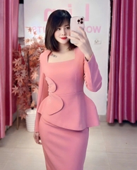 Vest hồng hoa đính cườm