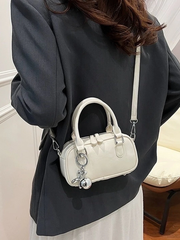 Túi đeo chéo hạt đậu kèm charm size 19cm HA543