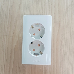 Ổ Cắm Điện Âm Tường 2 Lỗ Hàn Quốc Dosel DC2218