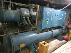 Chiller làm lạnh nước