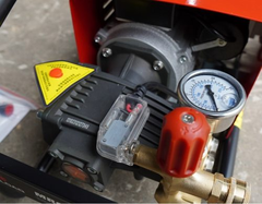 Máy Rửa Xe Cao Áp Mini 1.5Kw Reload MR0910