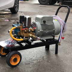 Máy Rửa Xe Liền Trục 2200W Amax AMG28DT