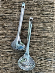 MUÔI THỦNG CHẤT LIỆU INOX