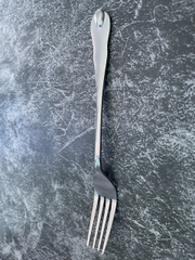 NĨA 4 ĐẦU ĐUÔI HOA