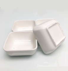 BÁT ĐỰNG GIA VỊ CHẤM VUÔNG SỨ