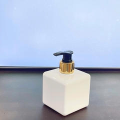 BÌNH ĐỰNG NƯỚC RỬA TAY M3