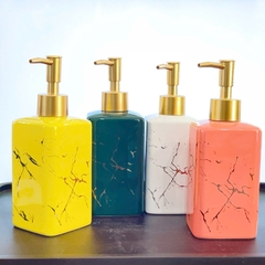 BÌNH ĐỰNG DẦU GỘI DẦU XẢ MÀU VÀNG