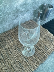 LY RƯỢU VANG THẤP