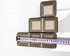 KHAY ĐỰNG ĐỒ CHẤM PHÍP NÂU