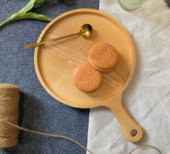 KHAY GỖ PIZZA CÓ TAY CẦM 20CM