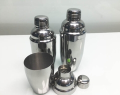 BÌNH LẮC SHAKER BÌNH LẮC TRONG PHA CHẾ