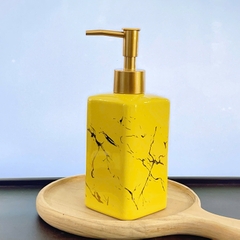 BÌNH ĐỰNG DẦU GỘI DẦU XẢ MÀU VÀNG