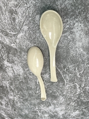 THÌA CƠM CHẤT LIỆU MELANIME DÁNG CONG