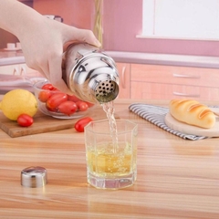 BÌNH LẮC SHAKER BÌNH LẮC TRONG PHA CHẾ