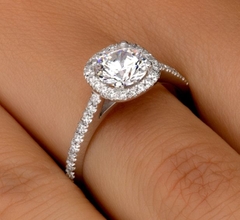 New Mia in White Gold Lab Grown 0.50ct F/VS2 (1.20cttw)
