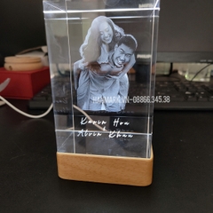 Pha Lê Đế Đèn - Khắc Hình 2D, 3D - Kích Thước 8x8x12 cm - Mã 8812