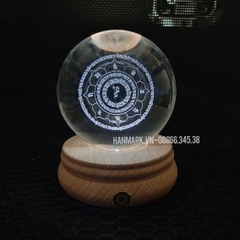 Pha Lê Đế Đèn - Khắc Hình 2D, 3D - Kích Thước Hình Cầu 8 cm - Mã Q08