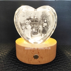 Pha Lê Đế Đèn - Khắc Hình 2D, 3D - Kích Thước 4x8x9 cm - Mã G09