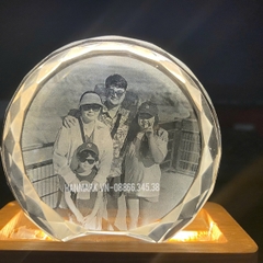 Pha Lê Đế Đèn - Khắc Hình 2D, 3D - Kích Thước Tròn 3x8 cm - Mã G08