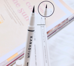 Kẻ mắt nước Karadium Waterproof Brush Liner 0.55g