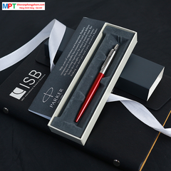 Bút bi Parker Jotter KST Red CT TB6-1953348 cao cấp ngòi 1.0mm - Mực xanh, vỏ bút màu đỏ