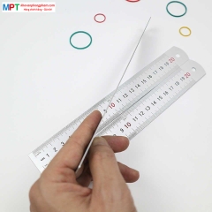 Thước sắt 20cm M&G ARLN0483