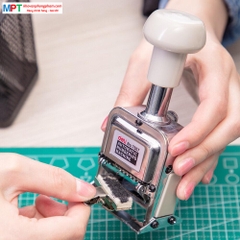 Dấu nhảy 7 số Deli 7507