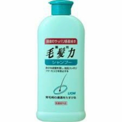 Dầu gội chống rụng tóc thảo dược Lion Nhật Bản