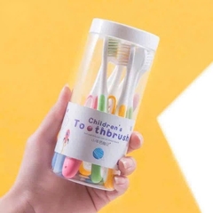 Hộp 8 Bàn Chải Đánh Răng Trẻ Em Children To Thbrush 17566