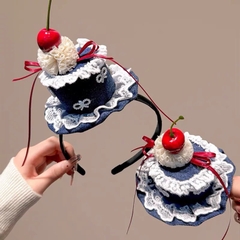 Cài Tóc Bánh Sinh Nhật Đính Cherry Màu Đen 17396