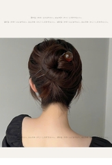 Trâm Kẹp Nhựa Chữ U Gắn Hạt Ngọc Tròn Xà Cừ  16143