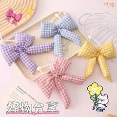 Móc Khoá Phao Nơ Carro To Quai Nhựa Trắng Kéo Cute 17668