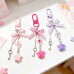 Móc Khoá Móc Điện Thoại Charm Tim Sao, Chìa Khoá & Nơ Caro 17923