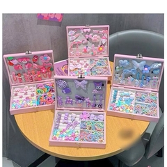 Hộp Cốp Da Phụ Kiện 156 Cột Kẹp Tóc Cho Bé Kèm Túi 16362