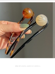 Trâm Kẹp Nhựa Chữ U Gắn Hạt Ngọc Tròn Xà Cừ  16143