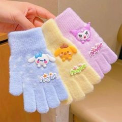 Găng Tay Len Giữ Ấm Cho Bé Hoạt Hình Đủ Mẫu 16461