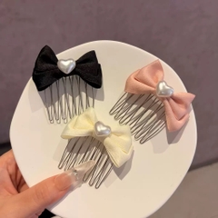 Set 2 Lược Bườm Xước Tóc Nơ Vải Đính Trai Tim 17979