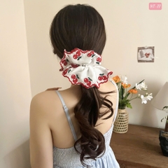 Cột Tóc Vải Scrunchies 2 Lớp Cherry Viền Đỏ 17589