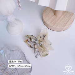 Kẹp Tóc Bướm Màu Xà Cừ 6.5*6.5cm Thời Trang 12822