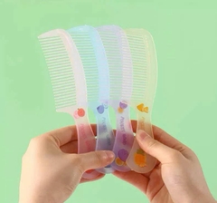 Lược Cán Ngắn Hoạt Hình Đủ Mẫu 16113