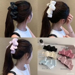 Kẹp Chuối Dọc Kiểu Càng Cua Đuôi Ngựa Nơ Ruy Băng Gấp Nếp 16550