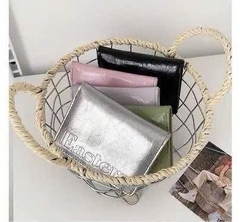 Ví Da Nữ Ngắn EASTERN Gấp Đôi Khoá Kéo 16416