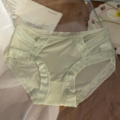 Set 5 Quần Chip, Lót Cotton Su Viền Ren Hoa Nhí 17673