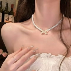 Vòng Cổ Ngọc Trai Mặt Chiếc Nơ Viền Ngọc 16462