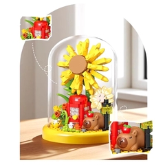 Mô Hình Lego 3D Lắp Ráp Hoa Lồng Kính Capybara 16062