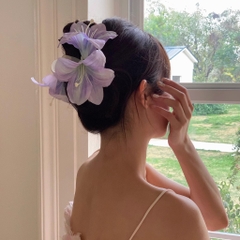 Kẹp Tóc Nhựa Hình 3 Hoa Ly Tiểu Thư 15466