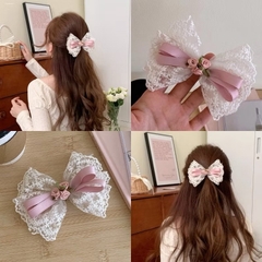 Kẹp Tóc Mỏ Vịt Nơ Ren Ruy Băng 3 Nụ Hoa Hồng Dài 13cm Xinh 17294