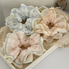 Cột Tóc Vải Scrunchies 4 Lớp Voan Kẻ Vuông To Nơ Hoa Phối Ren 17695