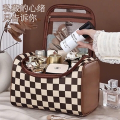 Túi Đựng Mỹ Phẩm Da Caro Nâu Thời Trang 15499