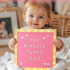 Bộ Bảng Gỗ Gắn Chữ Kèm Đế Dùng Trang Trí 25*25cm Có Led+ Pin 16593